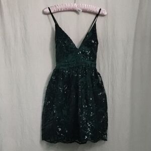Lulu's Elegant Green Sequin Dress
